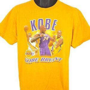 Vintage Kobe Bryant T Shirt Mens Size Large Yellow Y2K LA Lakers NBA Basketball